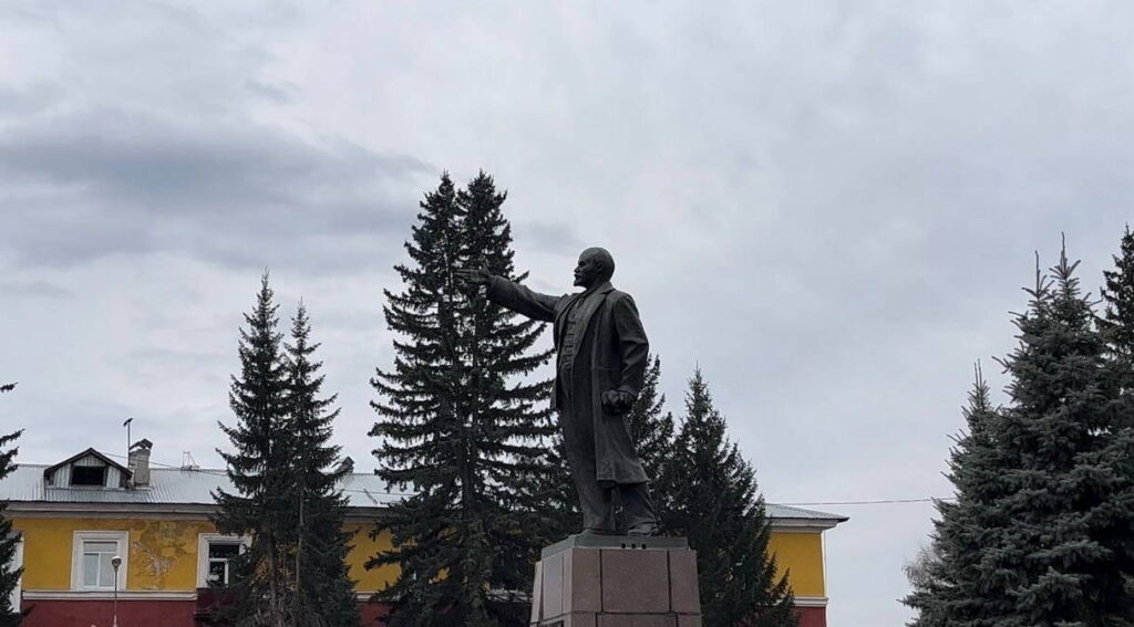 Шығыс Қазақстандағы Ленин ескерткішін жөндеуге 1,5 млн теңге бөлінбек
