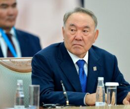 Әділет министрі Назарбаевтың отбасына қатысты сауалдарға жауап берді