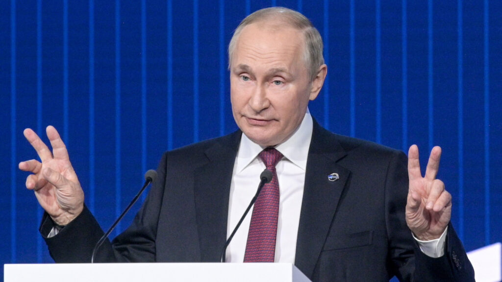 Путин: Қазақстанда орыс тілінің сұранысына сай, Ресей мектеп салуға дайын