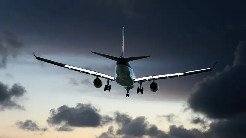 Техническая неисправность заставила самолет Qazaq Air вернуться в Астану