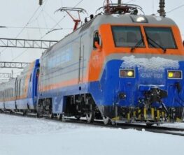 Поезд сошел с рельсов в Карагандинской области