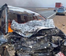 Трагедия на дороге: два человека погибли в пожаре после ДТП в Атырауской области