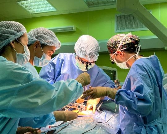 Отандық дәрігерлер бір донордың ағзасын үш науқасқа трансплантатталды