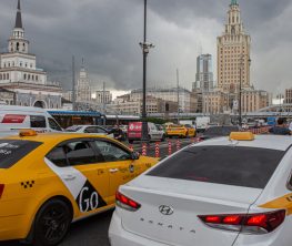 Ресей тұрғындары такси жүргізетін тәжіктерге бойкот жариялады