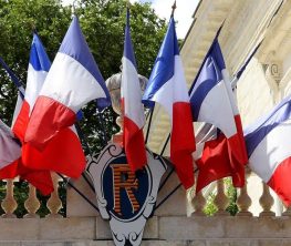 Франция реагирует на террор: уровень угрозы взведён до максимума
