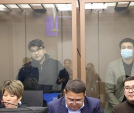 Ақпарат министрі Бишімбаевтың сотына кіргізілмеген журналистерге қолдау білдірді