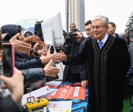 Мемлекет басшысы Алматыда «Наурыз Фест» фестивалін тамашалады