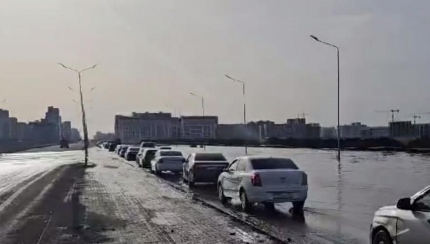 Астанадағы Ұлы Дала даңғылының бір бөлігін су басты