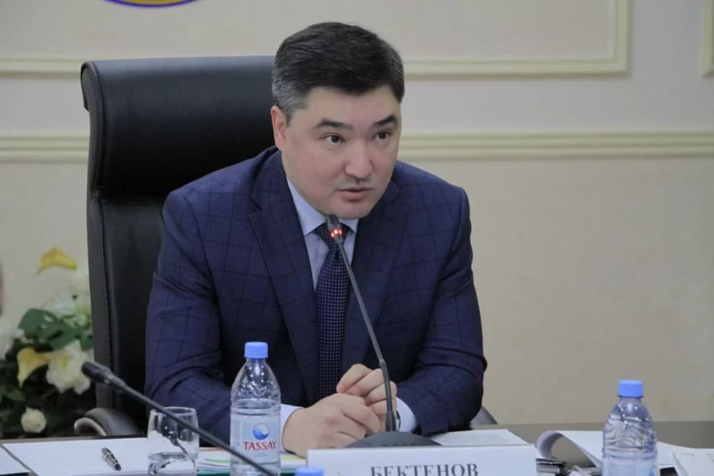 Правительство Казахстана обещает восстановить все затопленные дома
