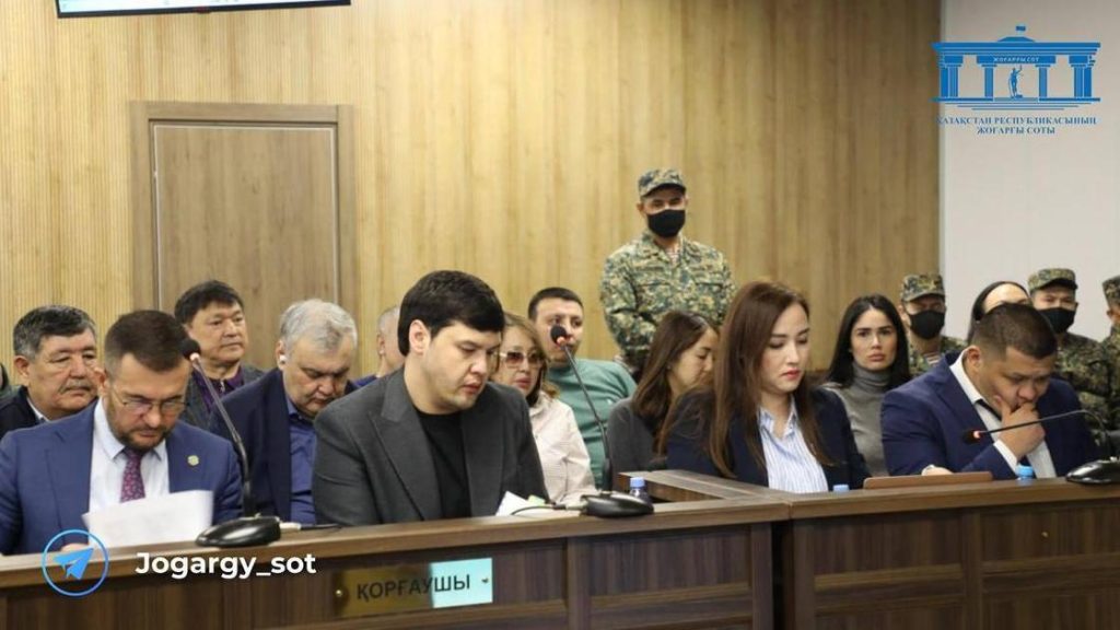 Мировое внимание к суду над Бишимбаевым: затягивание процесса вызывает критику