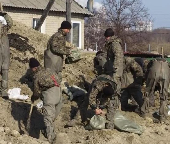 Катастрофа в Актюбинской области: талая вода уничтожает села