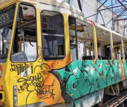 Будущее заброшенного трамвайного депо в Алматы: превращение в креативный кластер