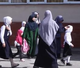 Хиджабқа тыйым салу күшіне енді: Қазақстандағы жекеменшік мектептер ескертусіз тексерілетін болды
