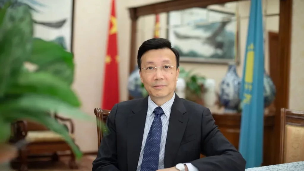 Чрезвычайный и Полномочный Посол КНР в РК Чжан Сяо дал интервью казахстанским СМИ о развитии новой энергетики в Китае