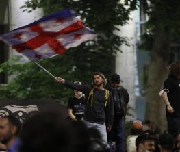 Жесткий разгон протеста в Грузии по закону об иноагентах
