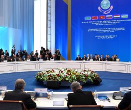 Заседание Совета глав государств-членов ШОС в Астане