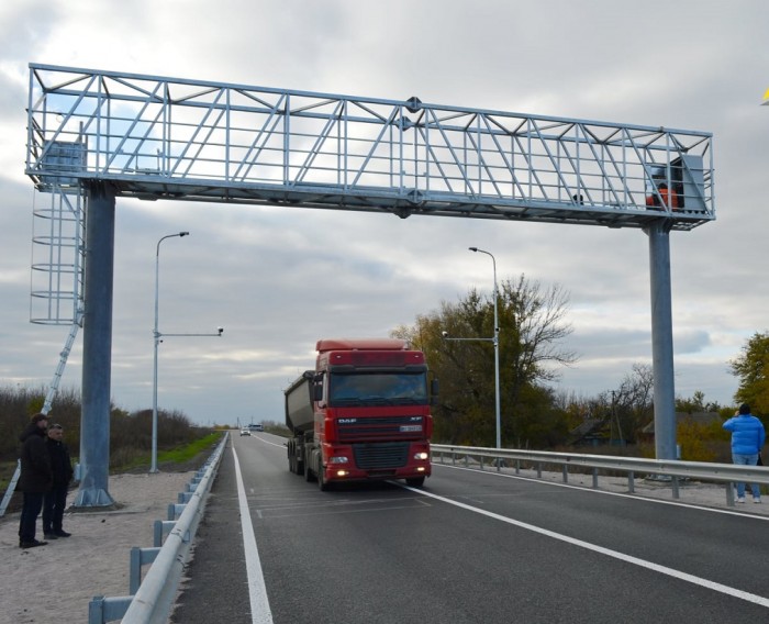 Астанада 280 жүк көлігінің жүргізушісі салмақ нормасын бұзған