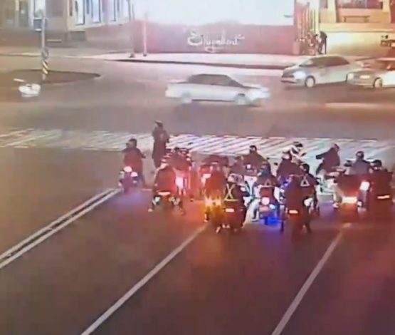 Шымкентте жолда ойран салған 18 мопед жүргізушісі жазаға тартылды