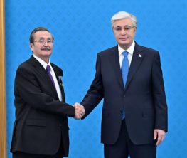 Қайрат Байбосыновқа «Қазақстанның Еңбек Ері» атағы берілді.