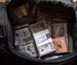 Қазақстан шекарасы арқылы 2,1 млрд теңге алып өтпек болған