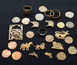 Сақ дәуіріне жататын тарихи зергерлік бұйымдар еліміздің Ұлттық музейіне тапсырылды
