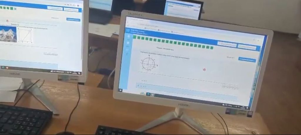 Мұғалімдер оқушылардың орнына тест тапсырмақ болған