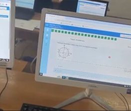 Мұғалімдер оқушылардың орнына тест тапсырмақ болған