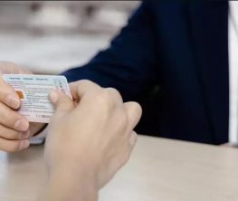 Шымкентте жүргізуші куәлігін заңсыз берумен айналысқан қылмыстық топ ұсталды