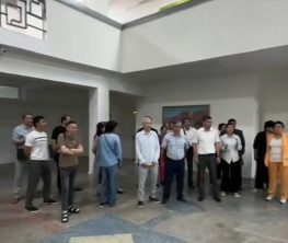 Таразда Су шаруашылығы университетінің оқытушылары наразылыққа шықты
