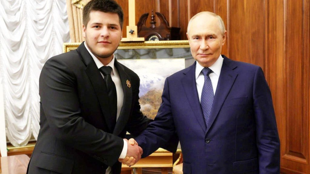 Путин поздравил сына Кадырова со свадьбой