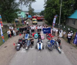 Қазақстанда алғаш рет қолдан жасалған көліктер жарысы өтті