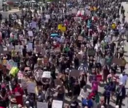 Масштабный протест по всем США готовится против Трампа