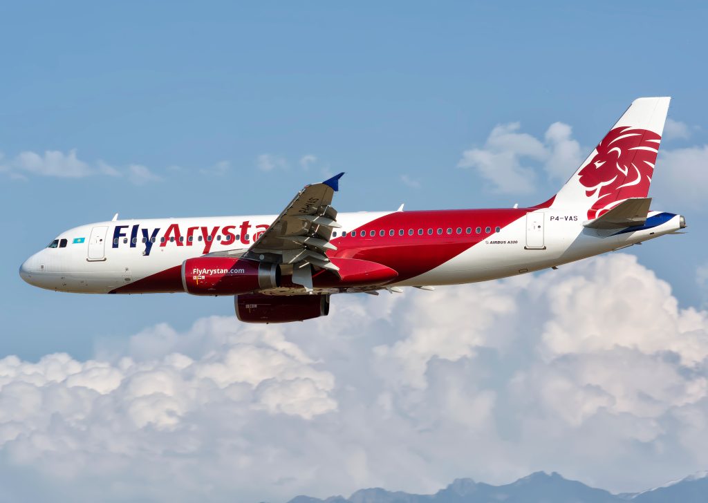 FlyArystan ответил на критику с задержками и переносами рейсов