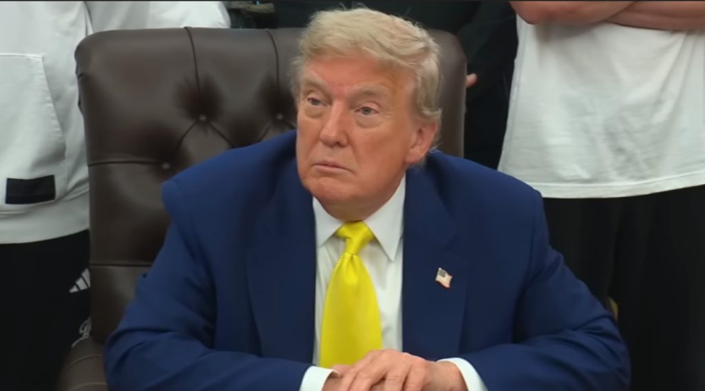 Трамп одобрил полномасштабный удар по Ирану