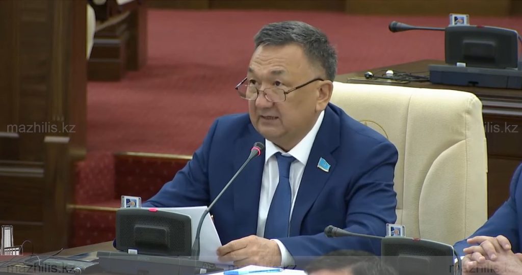 Қазақстан ірімшік пен сүзбенің 52,9%, шұжықтың 60%, балықтың 54,2% шетелден сатып алып отыр