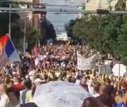 Сербия астанасында жаппай наразылық шеруі өтті