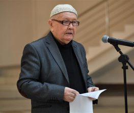 Белгілі журналист Кәкен Қамзин қартайған шағында жалғыз үйінен айрылмақ