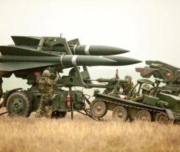 АҚШ Украинаға уәде еткен кейбір оқ-дәрілерді жеткізуді тоқтатты